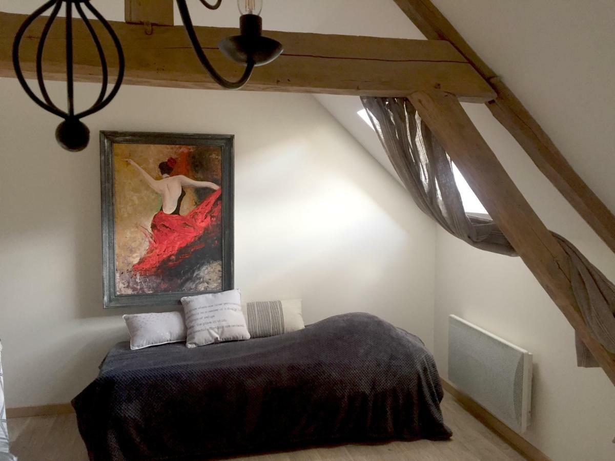 Kasaloc Apartment Maintenon Exterior photo